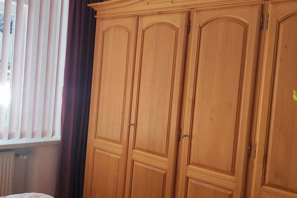 Ganze Wohnung, Ferienwohnung Bellevie - Appartement/Fewo, Dusche und Bad, Wc, Deluxe in Kell am See, Landkreis Trier-Saarburg