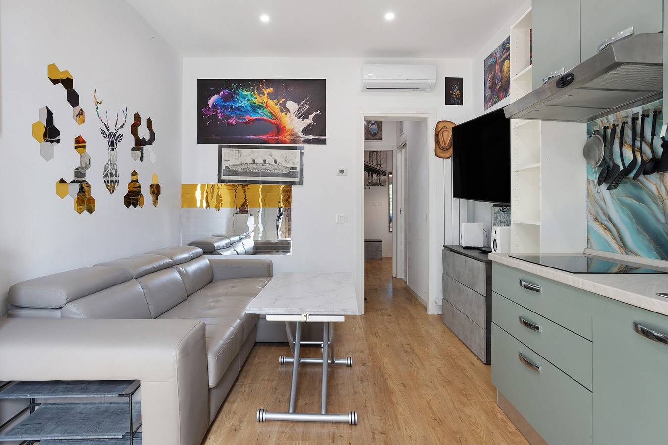 Geheel appartement, Appartement 'Crescenzago' met Wi-Fi en Airconditioning in Milaan, Provincie Milaan