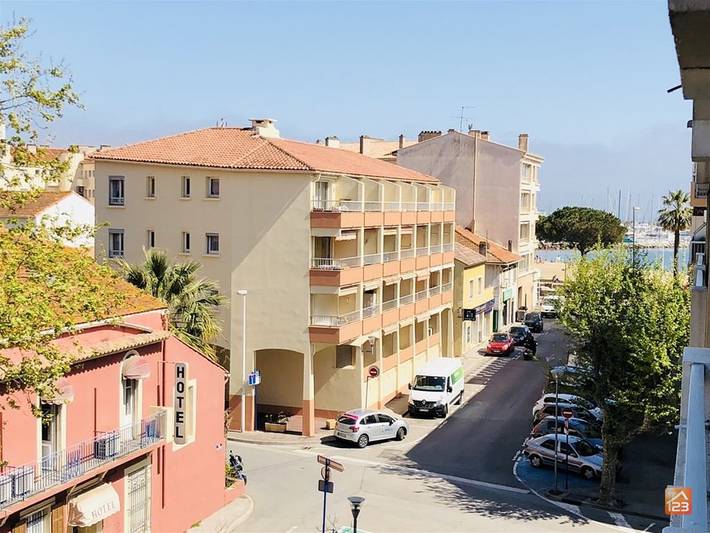 Gîte pour 2 personnes, avec balcon dans Casino De Sainte Maxime - 3