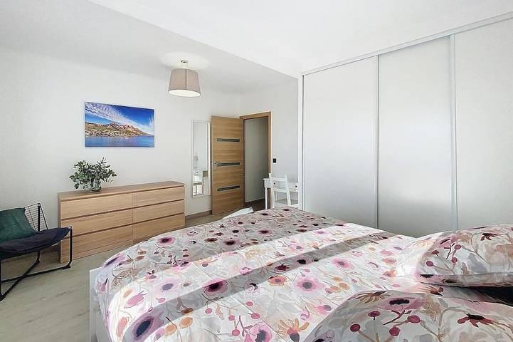 Nugget! Modern village house, Jacuzzi-garden with exceptional view in Cabris, Mittelmeerküste (Frankreich)