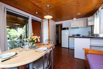 Chalet for 6 Guests in Saint-Amans-des-Cots, Occitanie, Picture 1