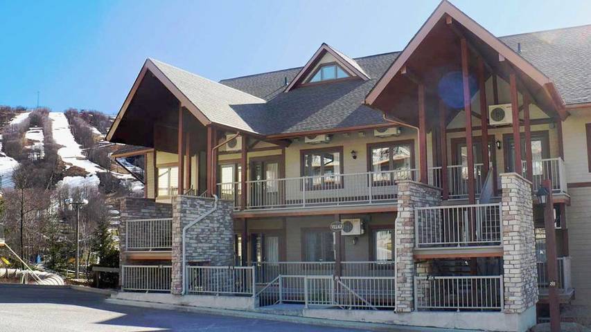 Gîte pour 4 personnes, avec vue et balcon à Bromont