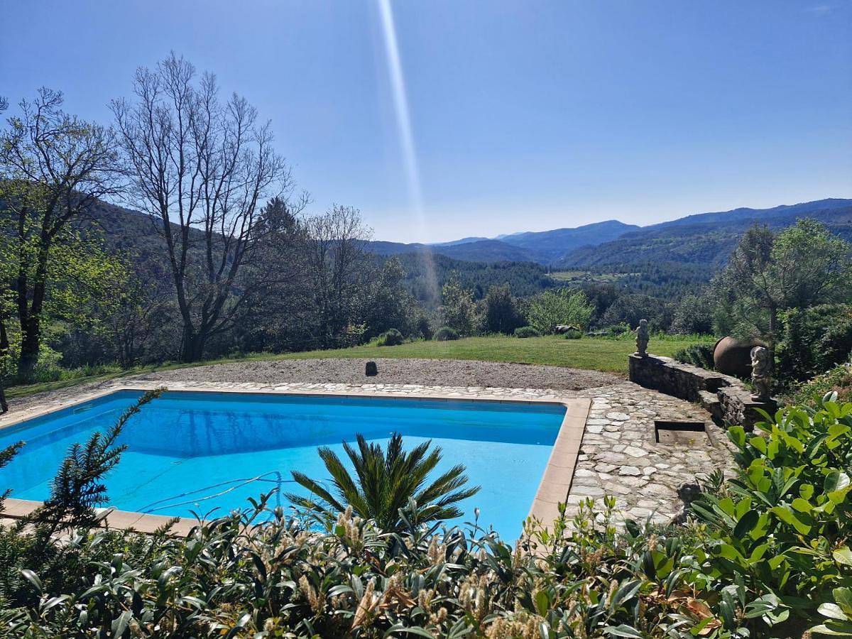 Four-Bedroom House in Aujac, Parc national des Cévennes