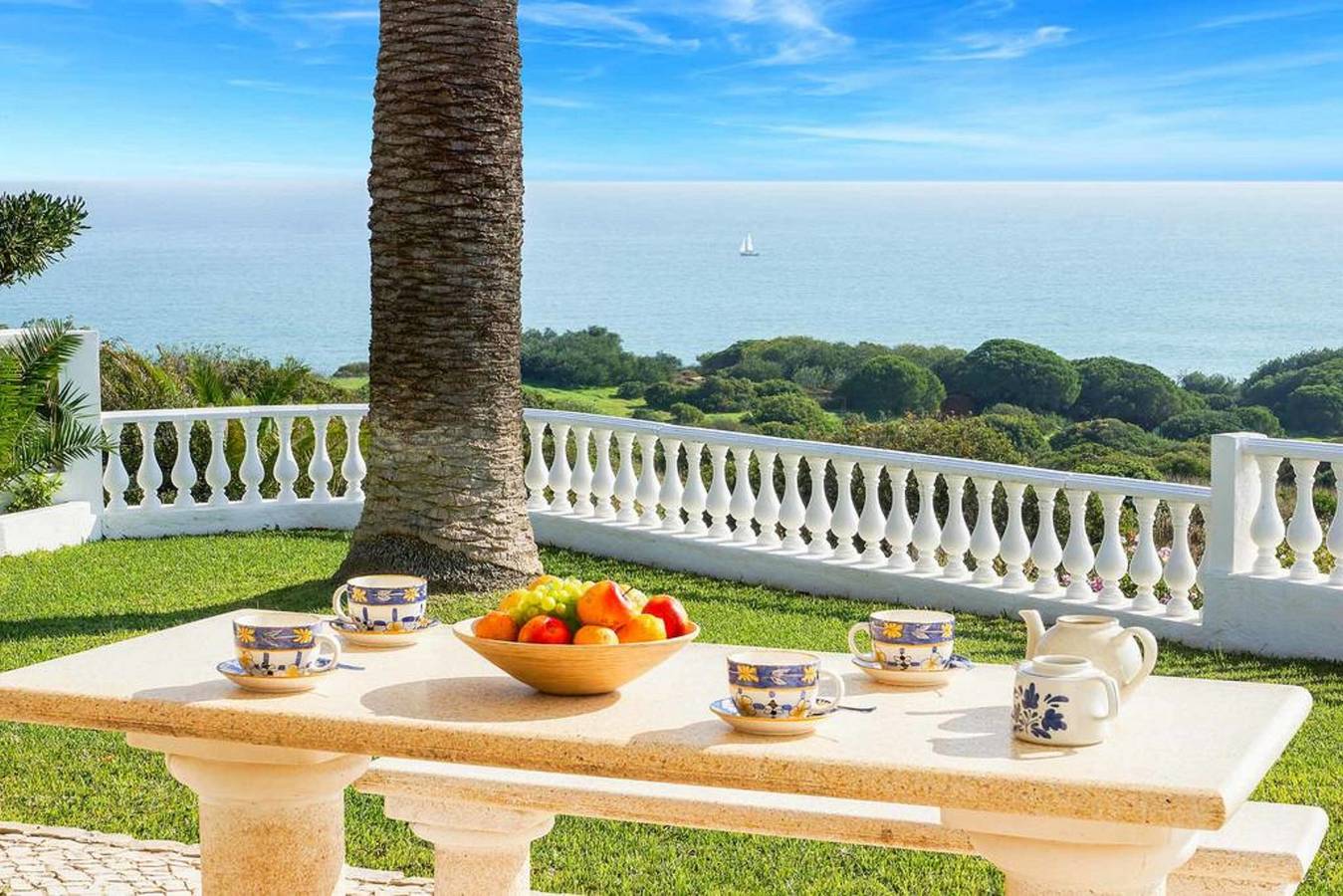 Villa Brigida with Sea View, Heated Pool & Wi-Fi in Albufeira, Faro District