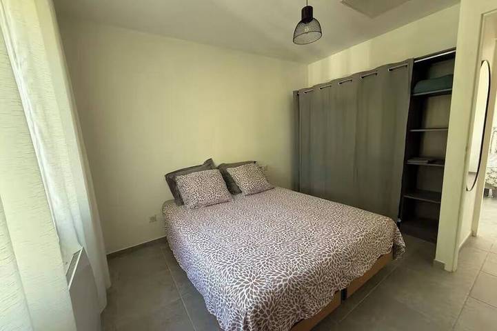 Gîte pour 4 personnes à Port-Saint-Louis-du-Rhône - 4