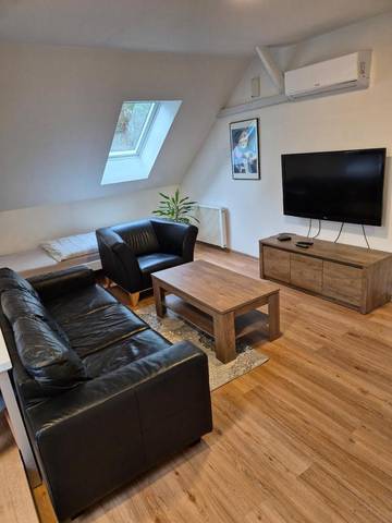 Gîte pour 3 personnes, avec jardin et vue à Zlín