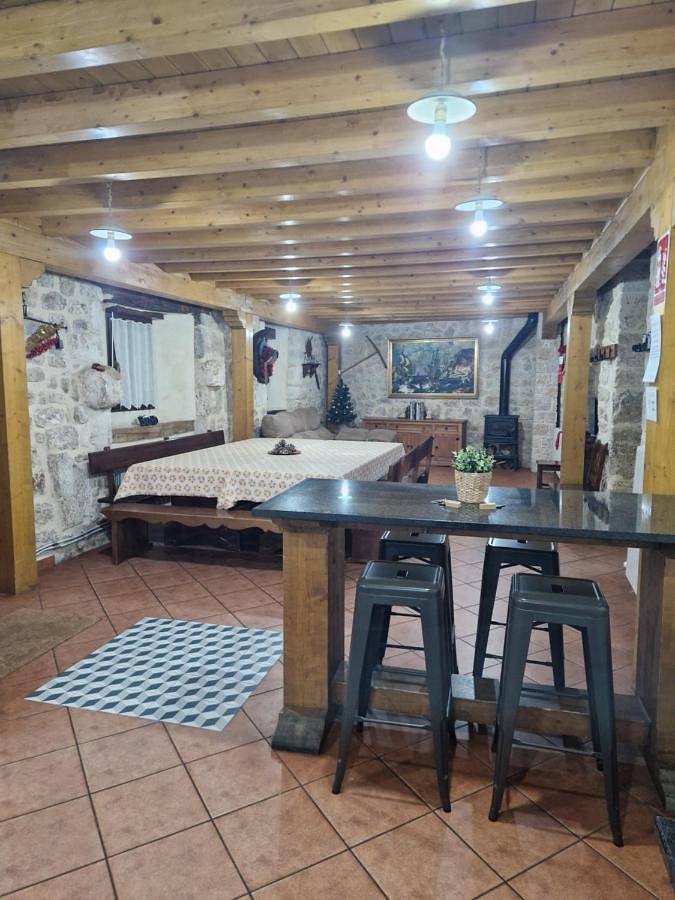 Casa de vacaciones para 18 personas, con terraza y piscina en Provincia de Burgos - 4