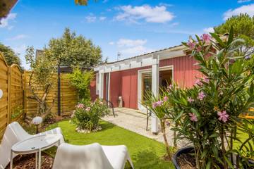 Chalet pour 5 Personnes dans Hourtin, Région de Lesparre-Médoc, Photo 1