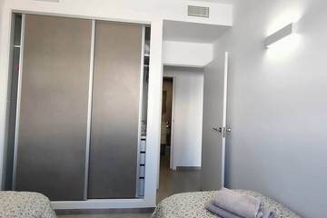 Apartment for 6 People in Mar Azul Torrevieja, Torrevieja, Photo 3