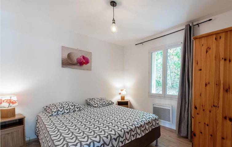 Location de vacances pour 6 personnes, avec piscine et terrasse à Montfort-sur-Argens - 2