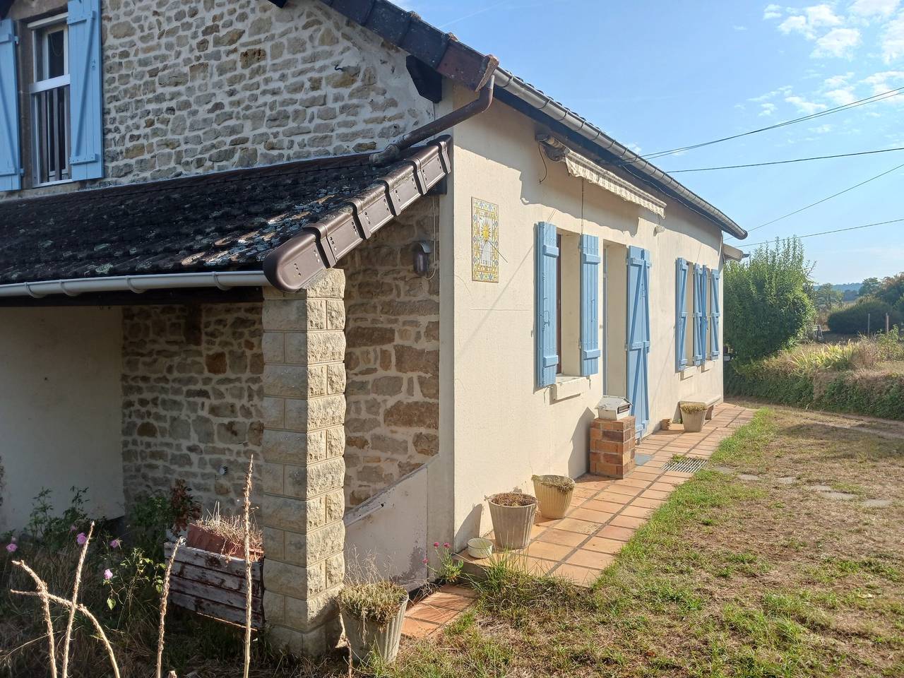 Le Cadran Solaire in Moulins-Engilbert, Parc naturel régional du Morvan