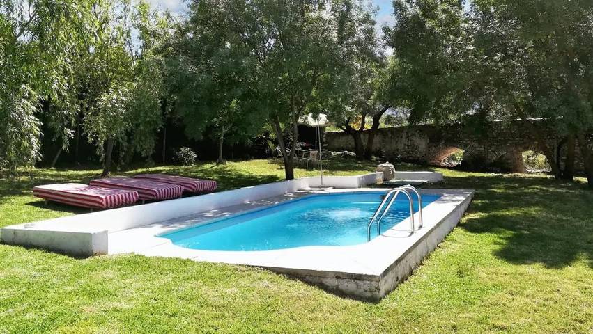 Casa rural para 14 personas, con Terraza además de Jardín y Piscina en Villanueva del Trabuco - 4