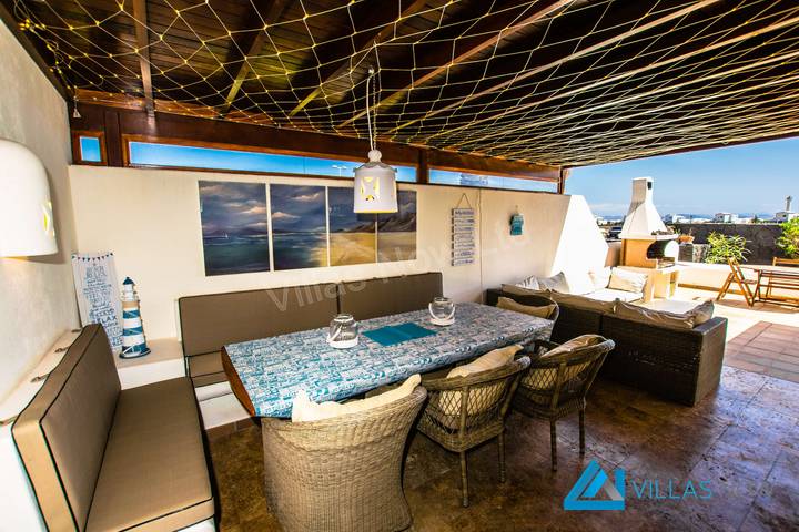 156 - Villa Valentina in Montaña Roja, Yaiza