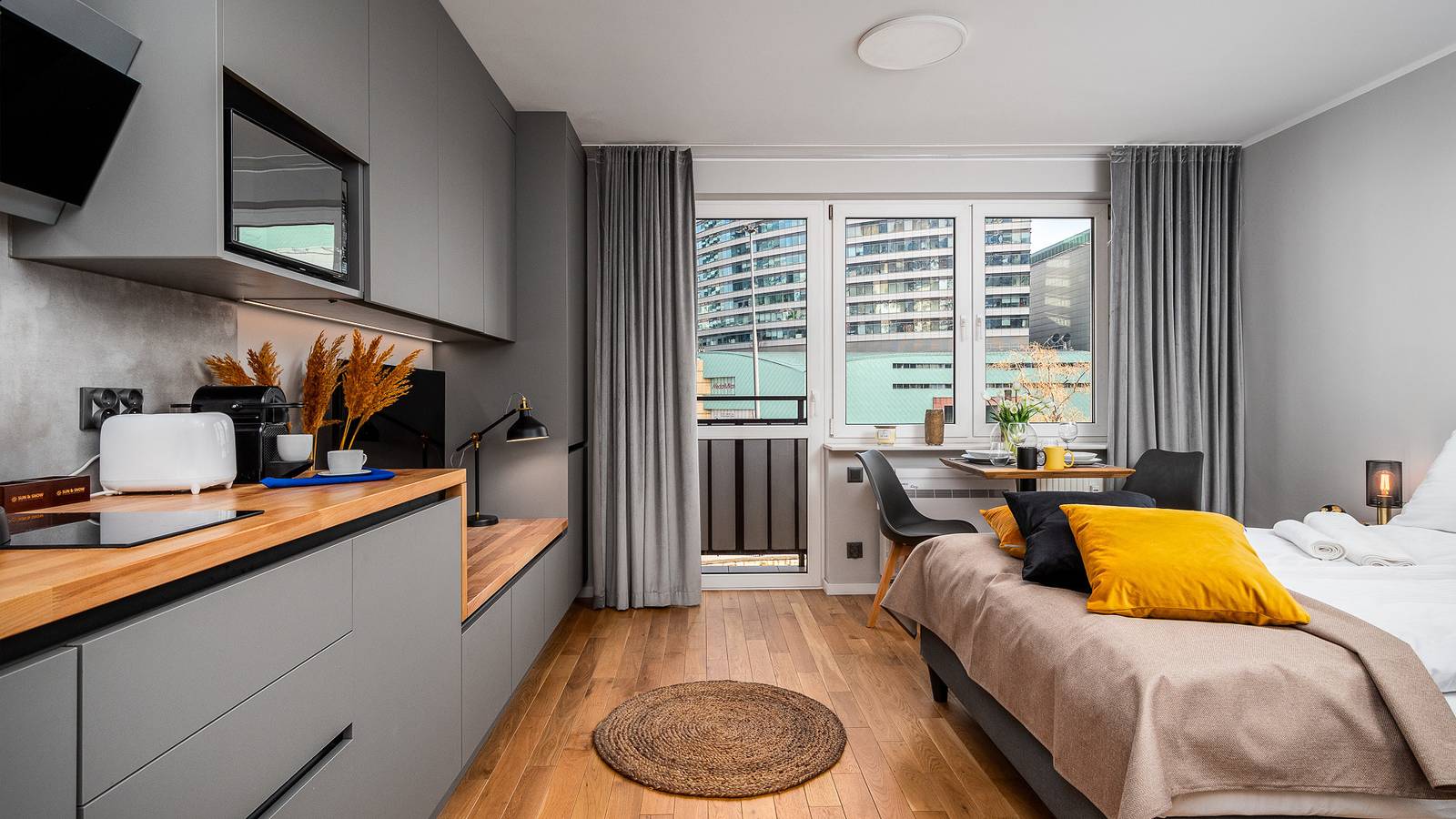 Ganze Ferienwohnung, Sun & Snow Złota City Centre - Apartment 13 in Warschau, Masowien