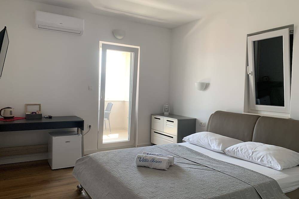 Imotski am Blauen See Zentrum <br>Apartment mit 2 Schlafzimmer, 2 Bäder <br>4+2 in Imotski, Makarska Riviera