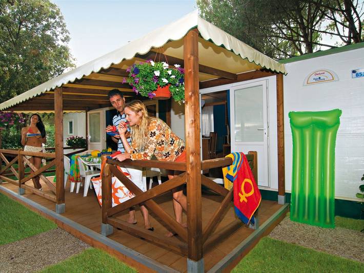 Chalet per 6 persone, con piscina e terrazza in Campania