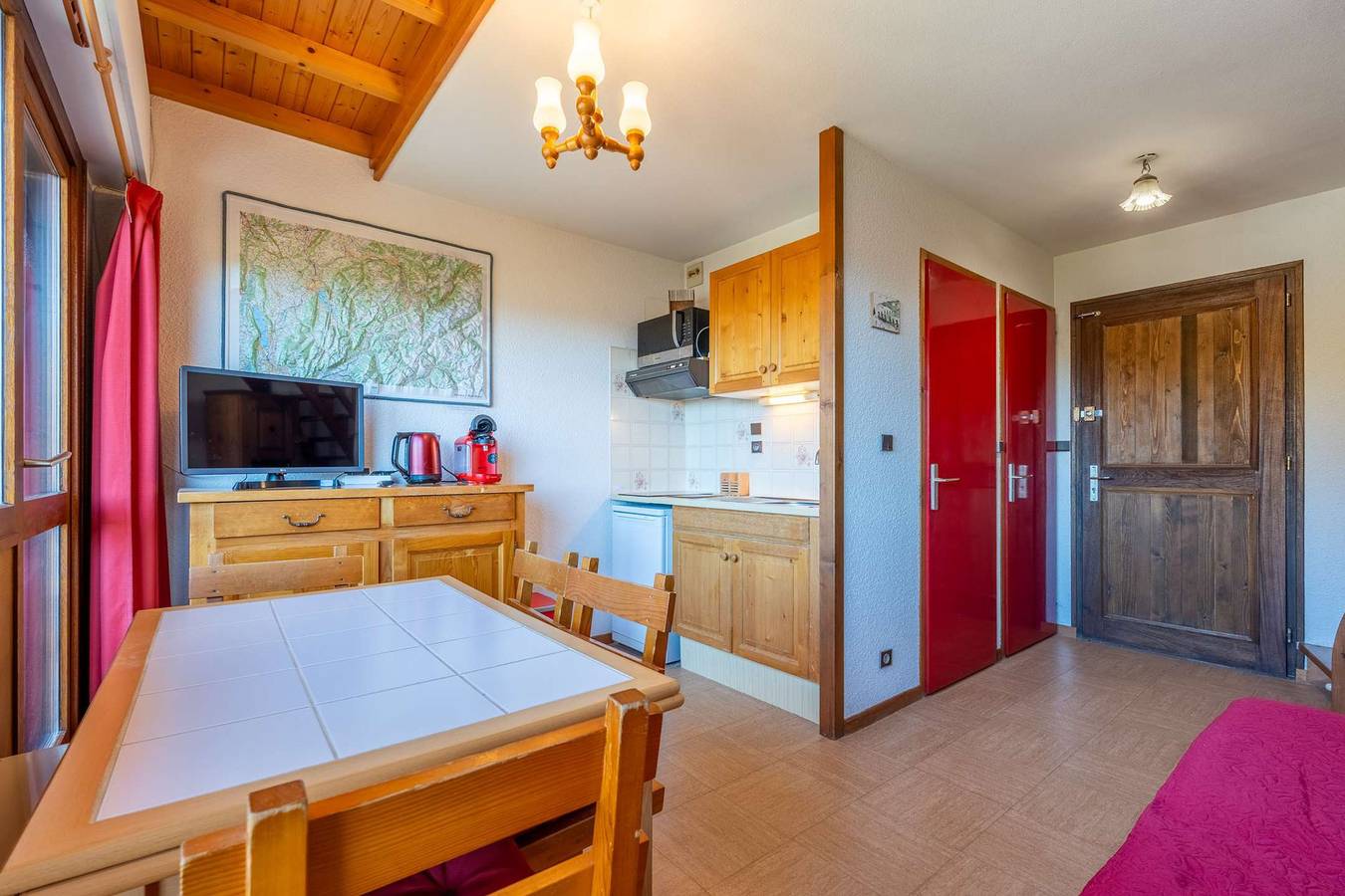 Appartamento intero, Lessy A : Duplex lumineux avec vue sur les montagnes in Chinaillon, Le Grand-Bornand