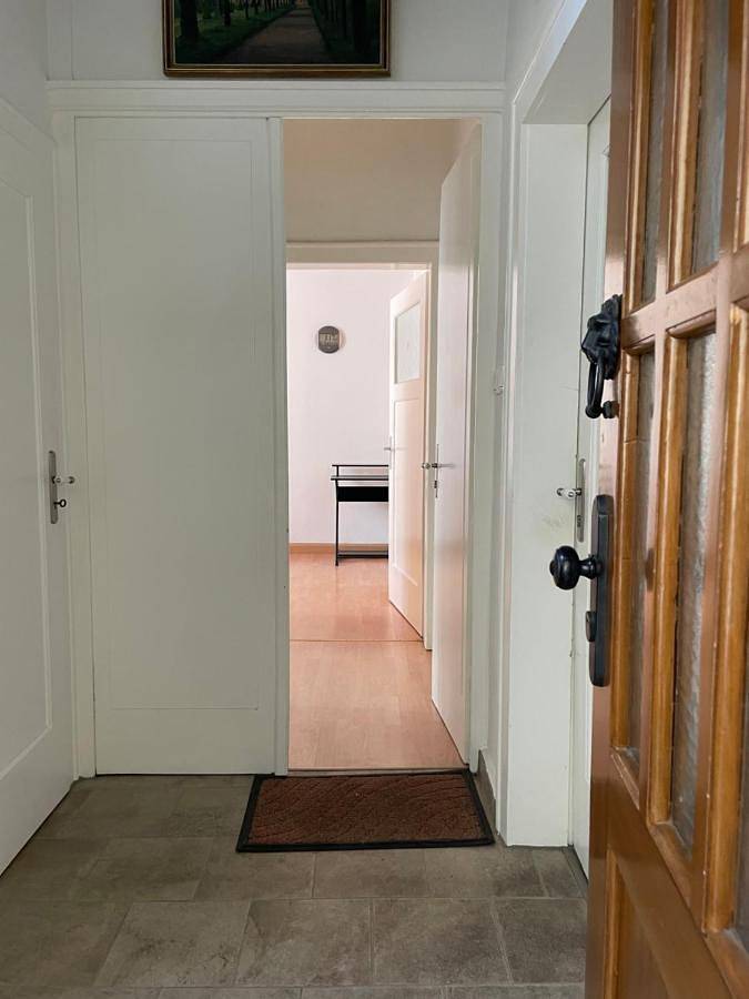 Ganze Wohnung, One-Bedroom Apartment in Bruchsal, Kraichgau