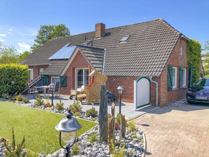 Ferienhaus für 8 Personen, mit Terrasse und Garten sowie Sauna in Dornumersiel