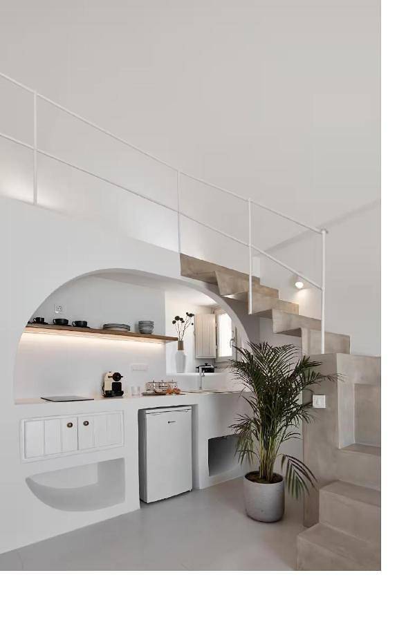 Maison d’hôte pour 8 personnes, avec Balcon et Jacuzzi ainsi que Terrasse et Jardin à Oia - 2
