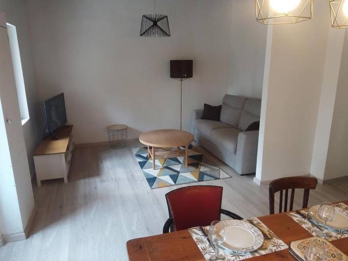 Location de vacances pour 3 personnes, avec terrasse à Lembras - 3