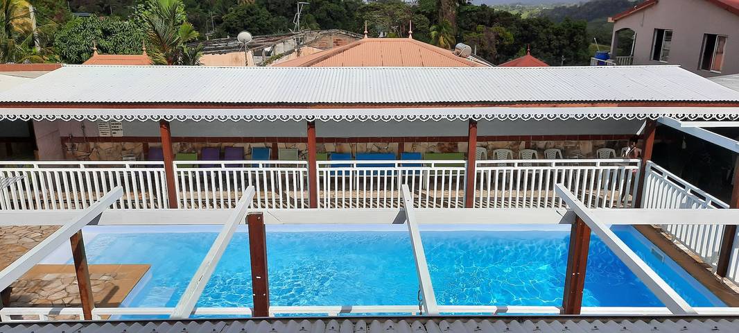 Appartement de vacances pour 2 personnes, avec piscine et terrasse