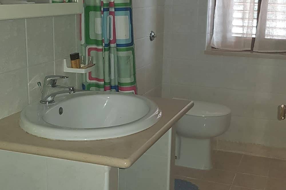 Apartamento entero, Apartamento cerca del mar  cucina verde in Marina di Camerota, Camerota