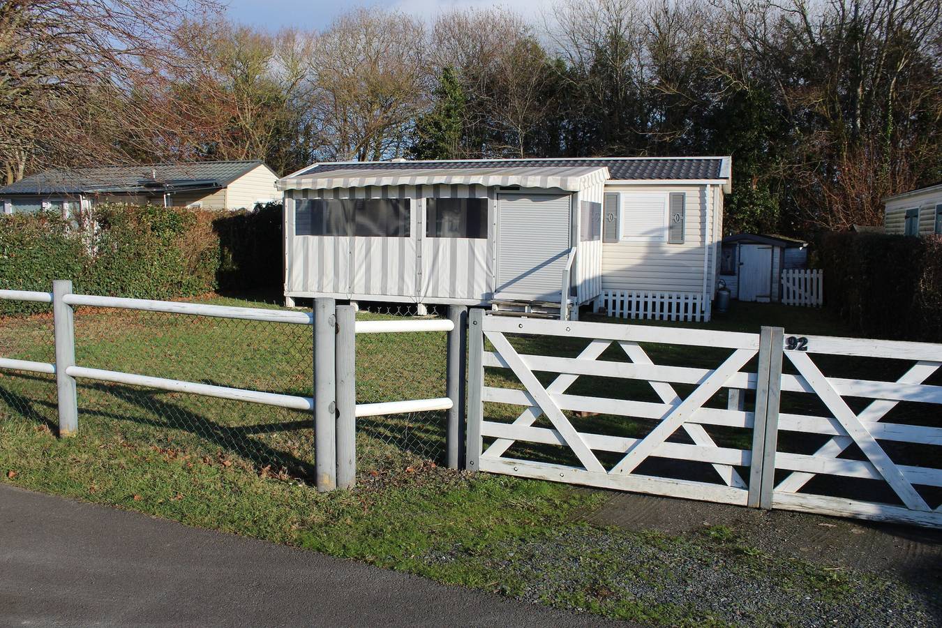 Mobil-home « Lurielle » con piscina compartida, terraza común y jardín privado in Blonville-sur-Mer, Region de Lisieux