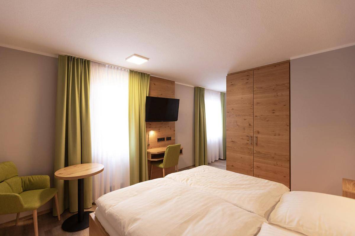 Hotel-Restaurant Weinhaus Grebel in Güls, Coblence