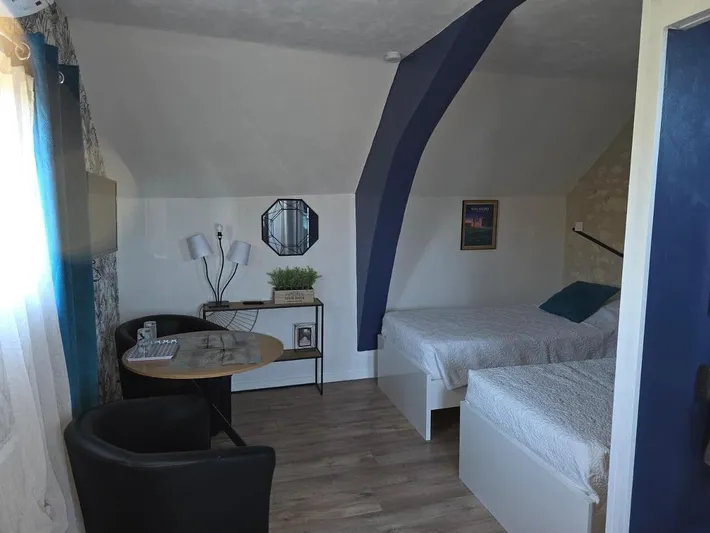 Maison d’hôte pour 2 personnes, avec jardin et jacuzzi ainsi que sauna et piscine - 1