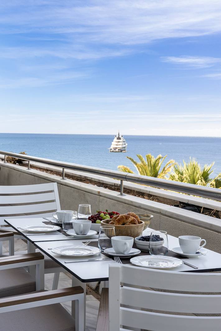 Hel lejlighed, Gran Marbella Views in Playa de la Fontanilla, Marbella