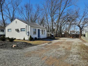 Vacation House for 7 Guests in Lake Erie, Ohio, Picture 4