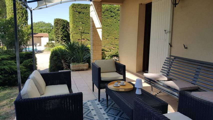 Gîte pour 8 personnes, avec jardin ainsi que terrasse et piscine, animaux acceptés dans la Drôme - 2