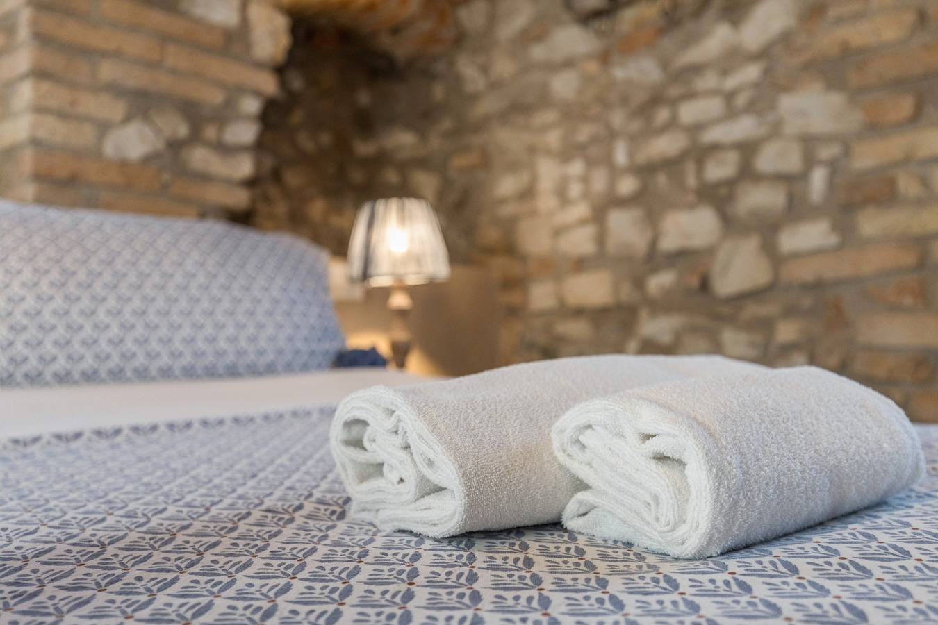 Appartamento intero, Appartamento "Torretta" nella Torre residenziale con Wi-Fi, giardino e piscina in comune in Rivoltella del Garda, Desenzano del Garda