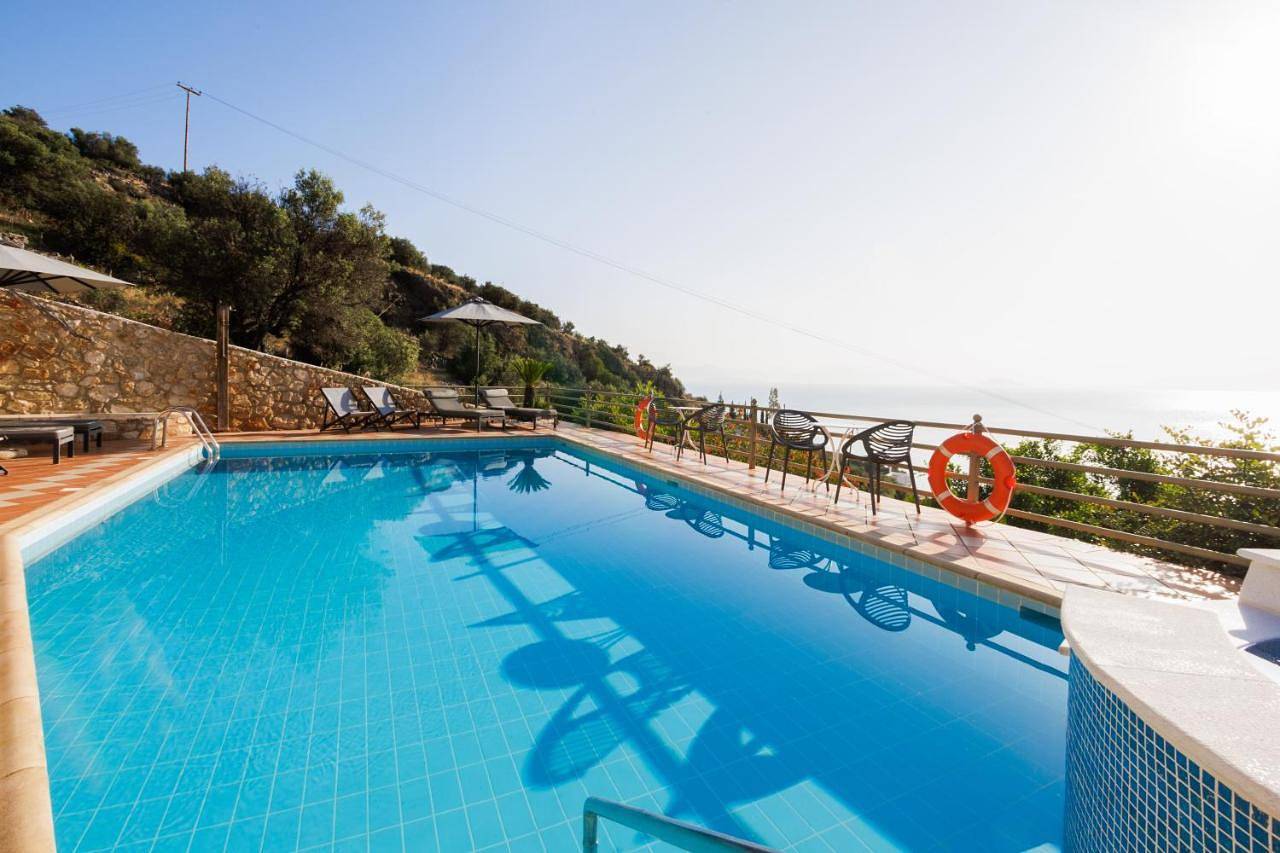 Blue Horizon Suites in Xiropigado, Kinuria