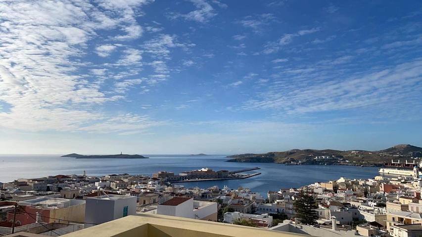 Chambre d’hôte pour 2 personnes, avec jardin, animaux acceptés dans Syros - 3