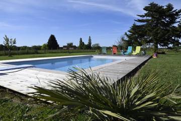 Chambre d’hôte pour 2 personnes, avec jardin et piscine à Plazac