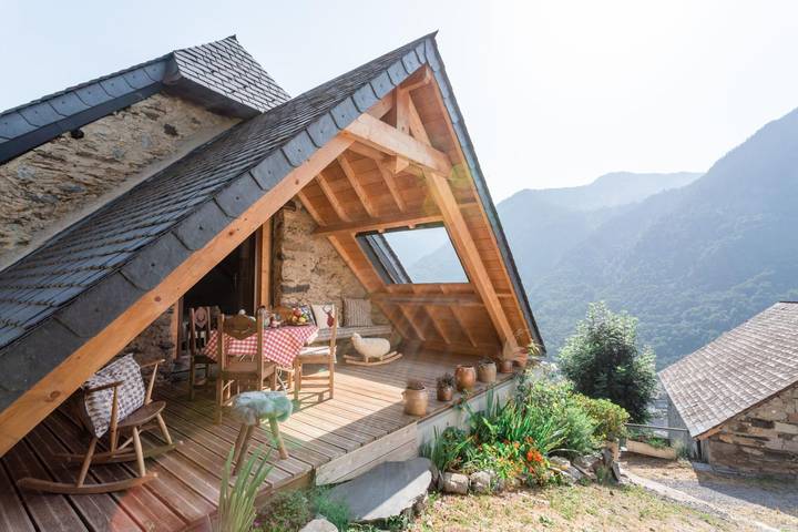 Casa de huéspedes para 10 personas, con terraza y jardín - 1