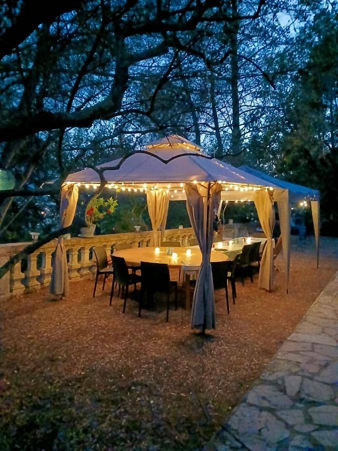 Location de vacances pour 14 personnes, avec jardin et vue, animaux acceptés à Le Cannet-des-Maures - 3