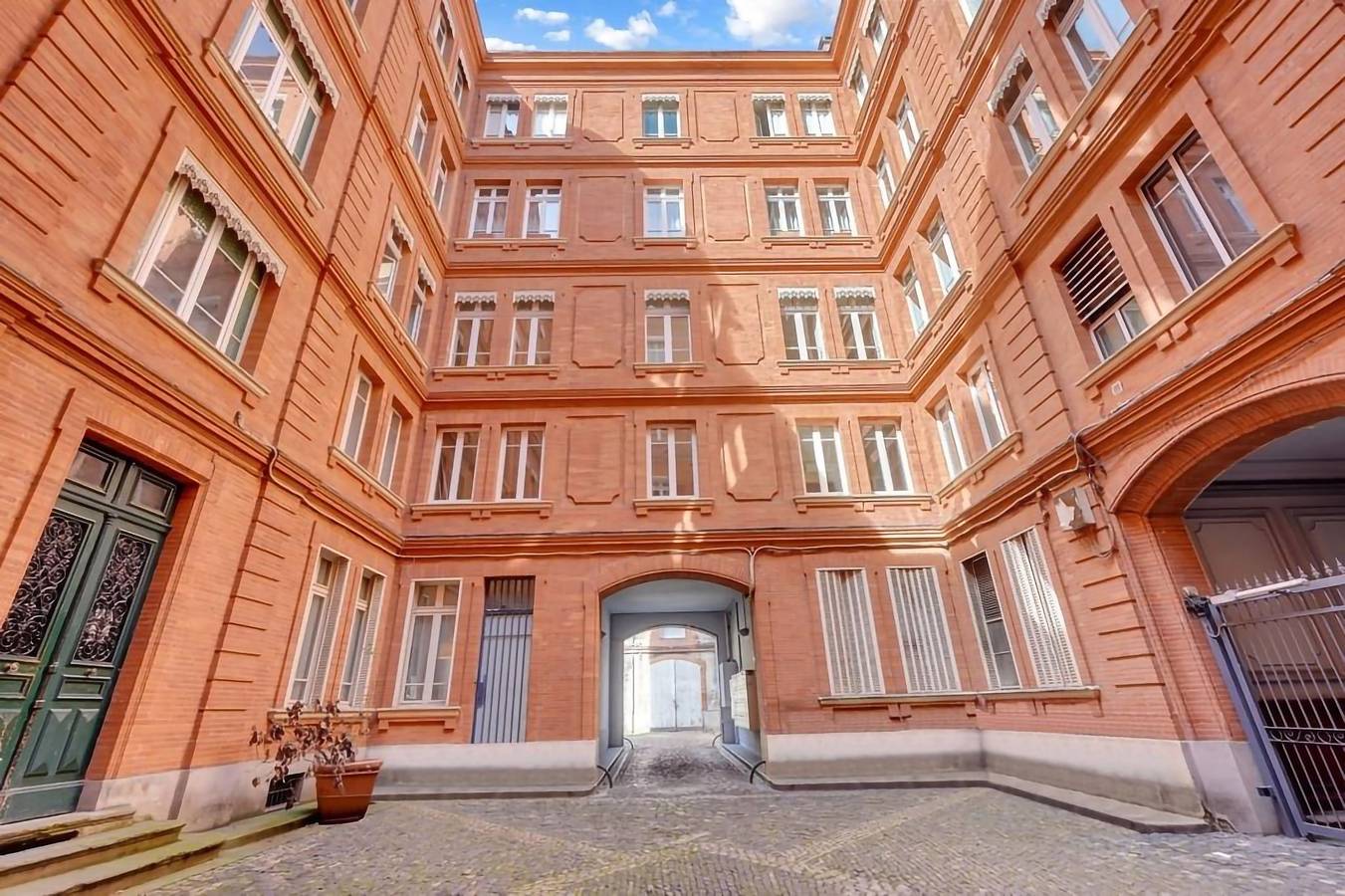 Apartamento entero, Bleu du Maine - Elegant T3 avec terrasse in Capitole (Toulouse), Toulouse