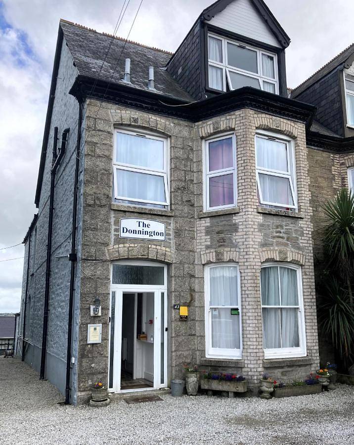 Single Room with Private Bathroom in Truro, Cornwall