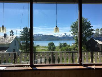 Gîte pour 6 personnes, avec vue et terrasse dans Berg (Norvège)