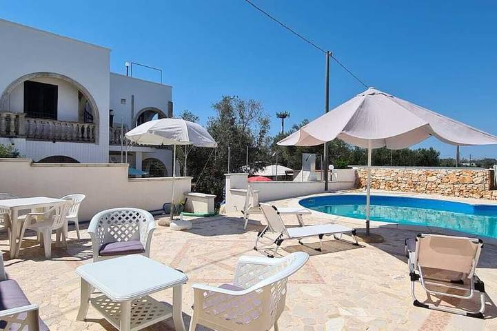 Appartamento per 4 persone, con piscina e giardino nonché balcone in Tiggiano