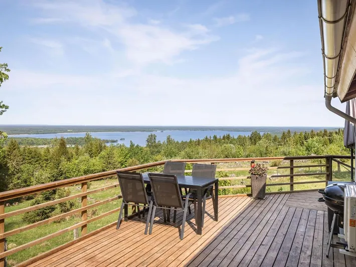 Ferienhaus für 6 Personen, mit Balkon und Garten - 1