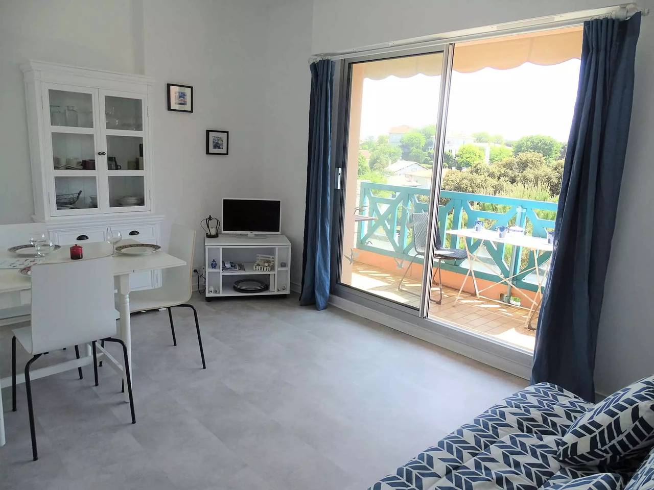 Appartement entier, Charmant 4 pers. accès direct plage + parking in Arcachon, Région d'Arcachon