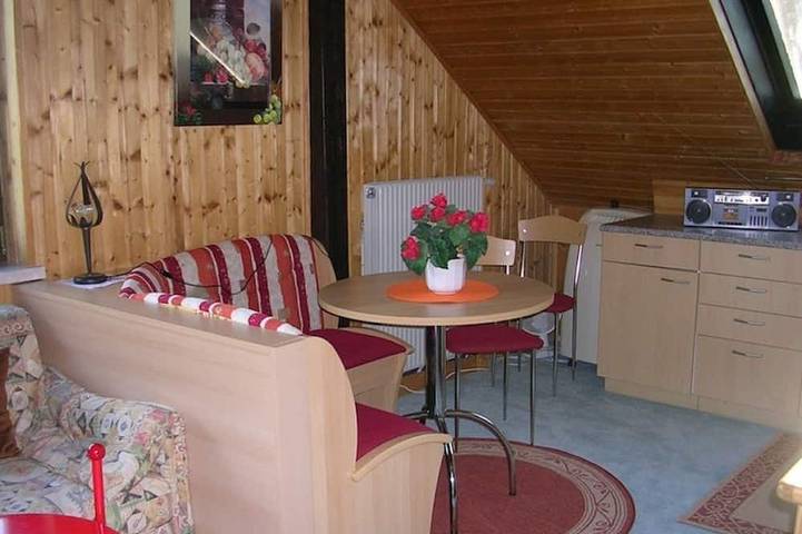 Ganze Wohnung, Ha-Wei gemütliches Studio in westlicher Grünoase Wiens  Haustierfreundlich! in Wien, Donau Niederösterreich