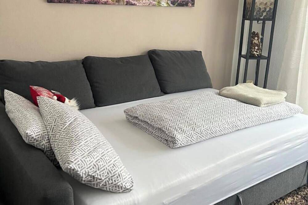 Ganze Wohnung, Neue Ferienwohnung mit Terrasse im Reiterdorf Luhmühlen (Lüneburger Heide) in Salzhausen, Nordheide