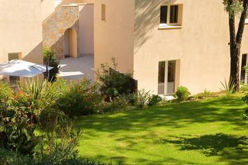 Gîte pour 8 personnes, avec piscine ainsi que terrasse et jardin à Valle-di-Mezzana