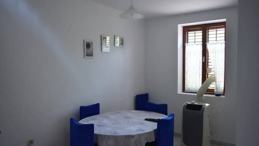 Ferienwohnung für 5 Personen, mit Terrasse in Mali Lošinj - 2