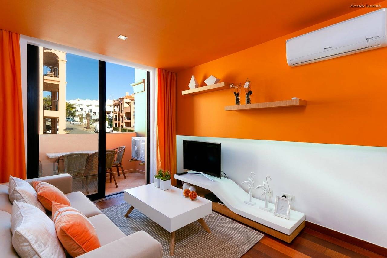 Ganze Wohnung, Ferienwohnung für 5 Personen mit Terrasse in Praia da Luz, Faro Distrikt